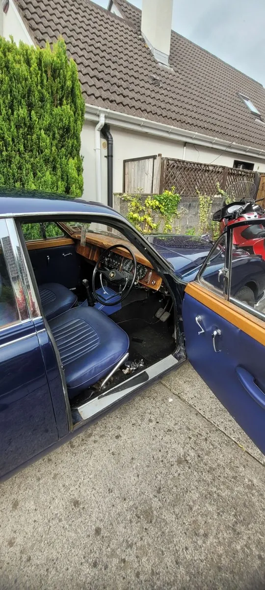 Jaguar MK2 1964 RESTORATION PROJECT - Image 4