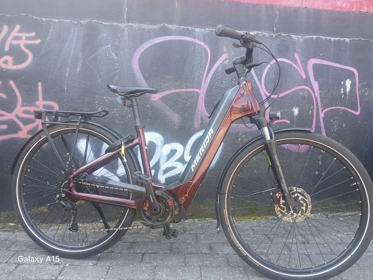 MERIDA ESPRESSO CITY EQ MODEL E BIKE