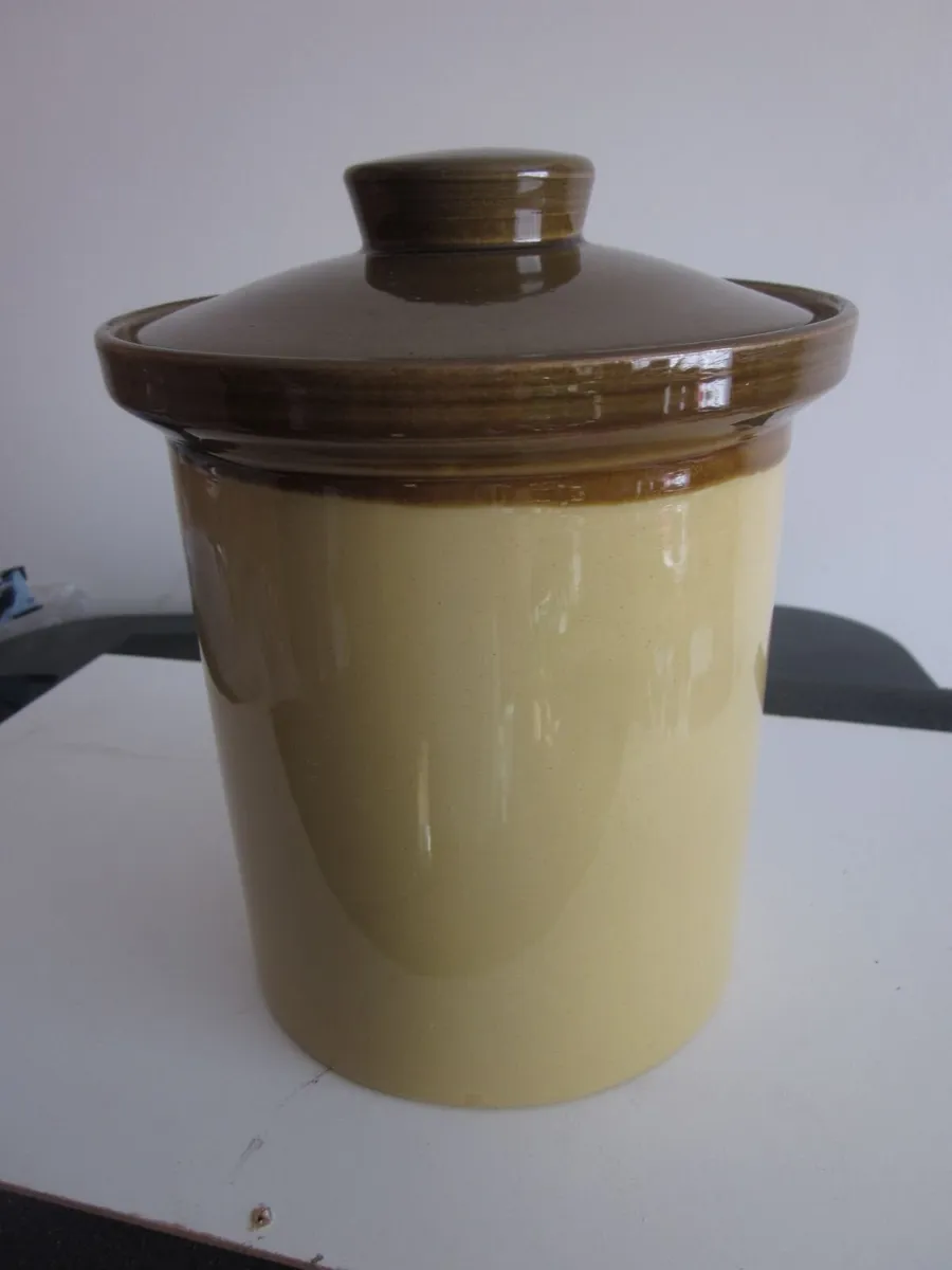 TG Green "Granville"Sugar Ceramic Cannister Jar - Image 2