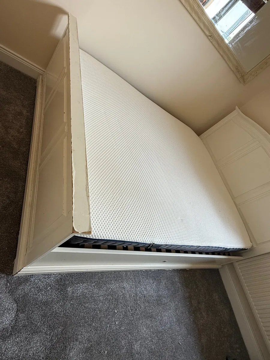 Bed - Image 3