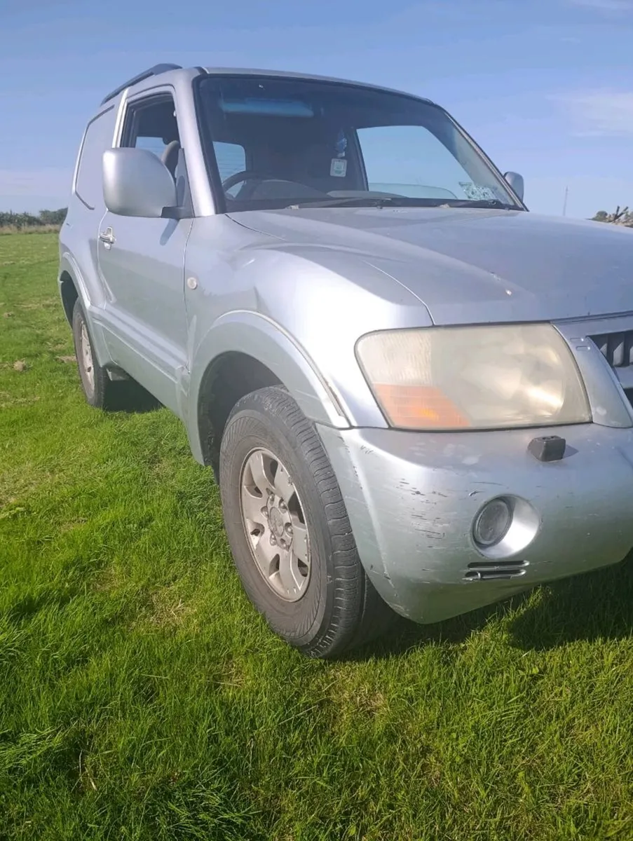 Mitsubishi Pajero - Image 2