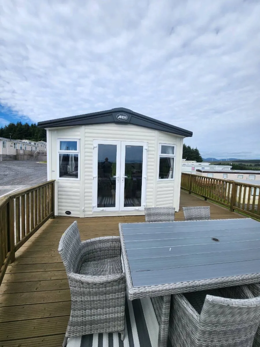 Static caravan on site - Image 1
