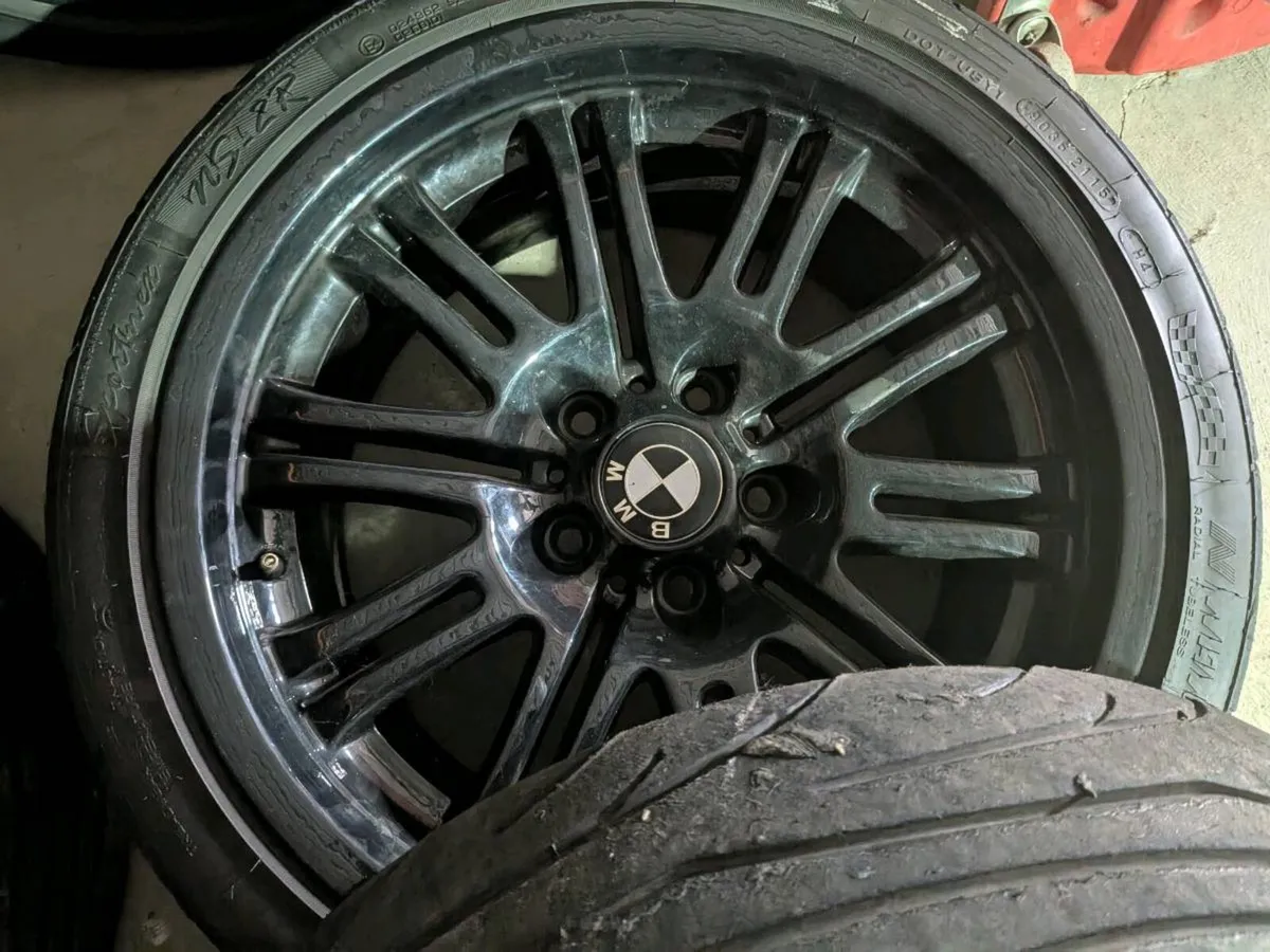 BMW E46 M3 18" ALLOYS - Image 1