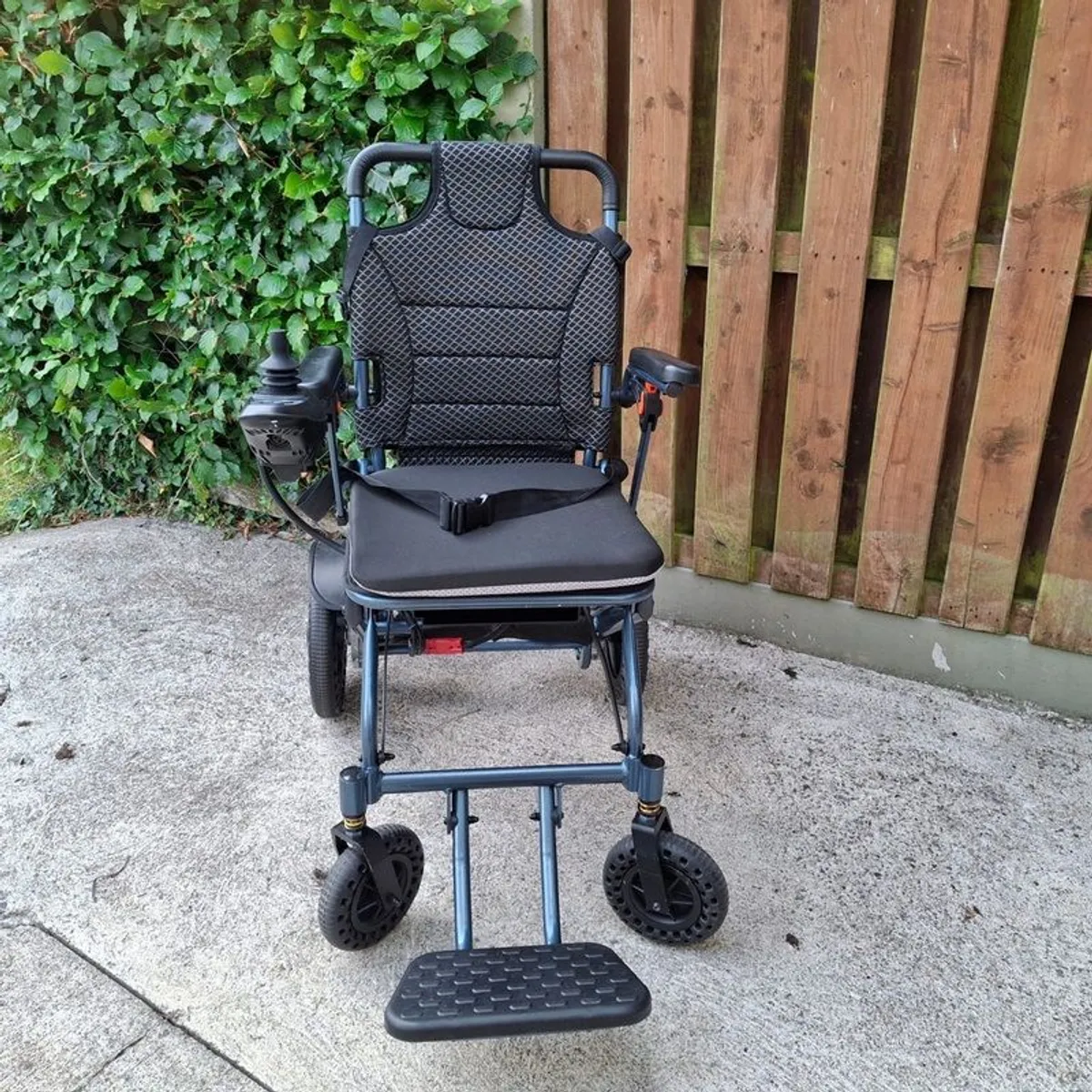 wheelchair - Image 2