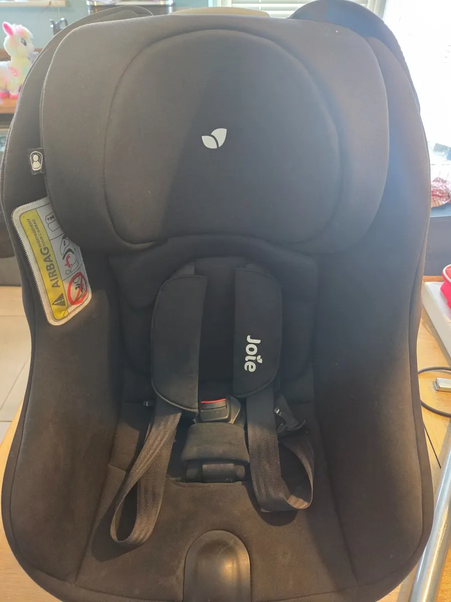 Car Seat - Image 1