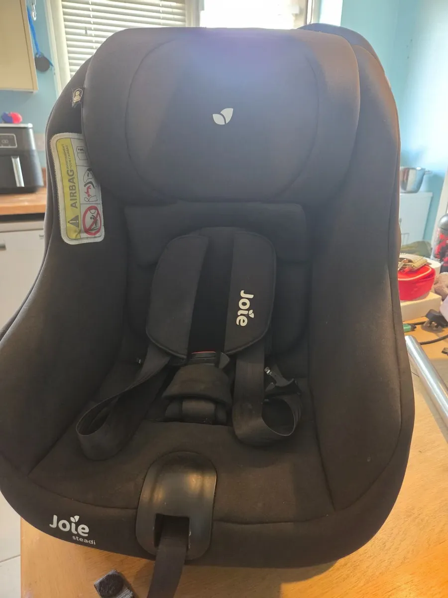 Car Seat - Image 2