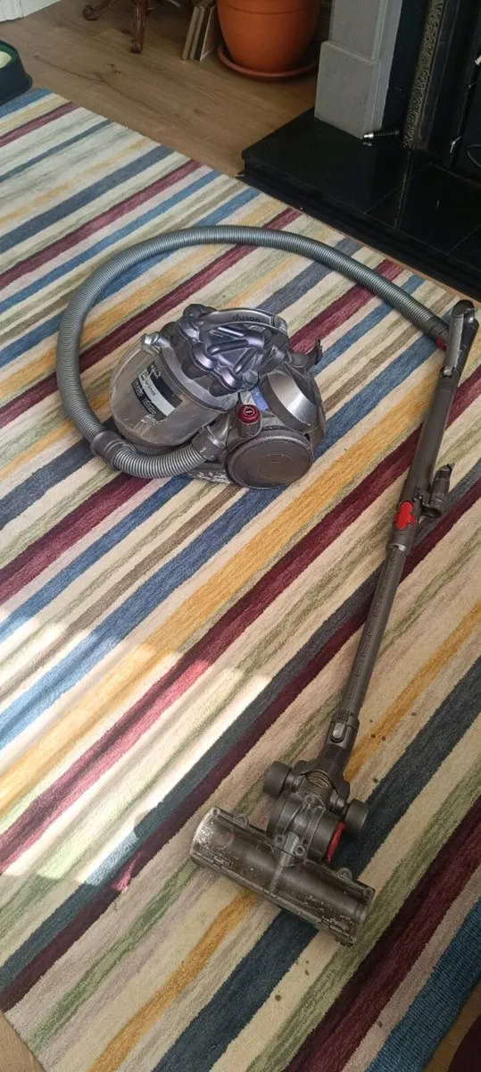 Vacuum cleaner