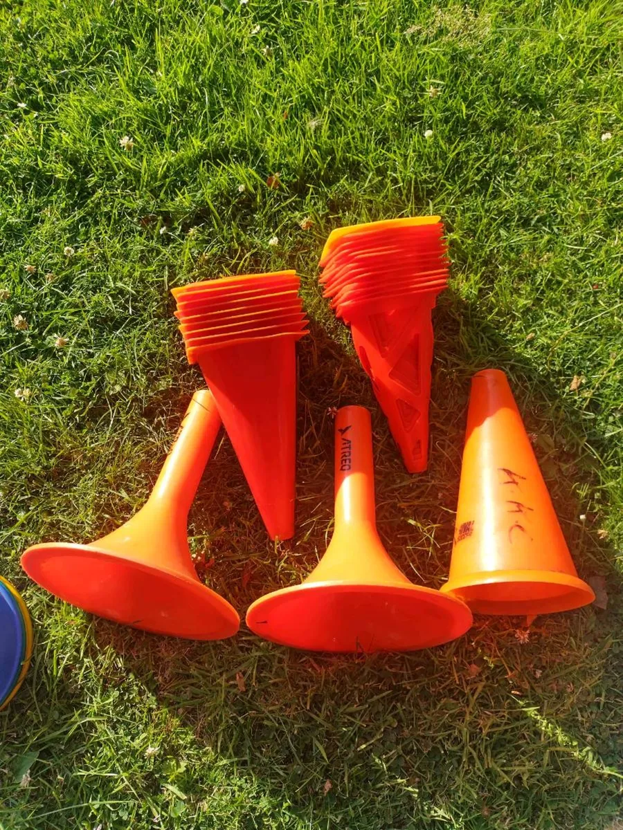 Sports equipment - Image 3