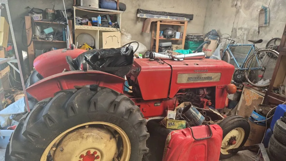 McCormac International B414 - Image 1