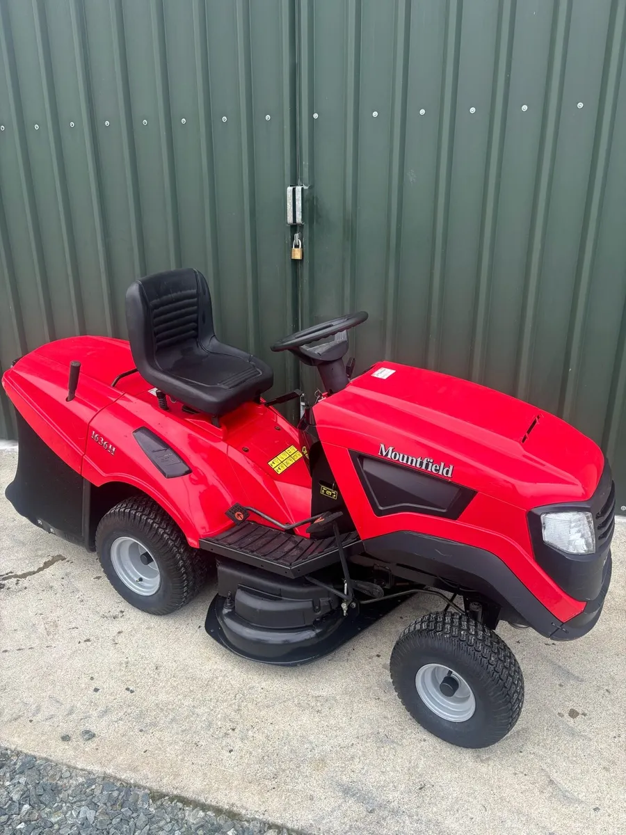 Mountfield ride on mower - Image 1