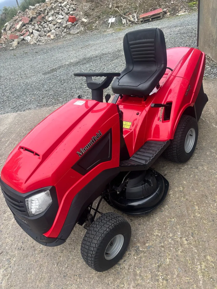 Mountfield ride on mower - Image 3
