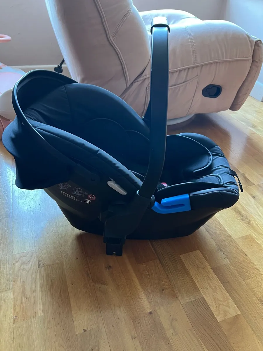 Joie Baby Infant Car Seat (Belt-fitted) - Image 2