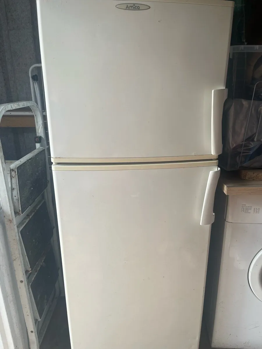 Fridge/freezer - Image 3