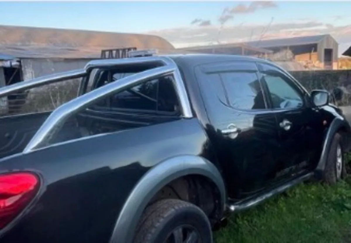 Mitsubishi L200 for breaking - Image 1