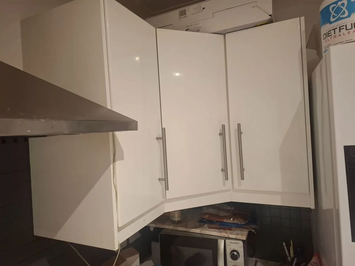 Kitchen cabinets - Image 3