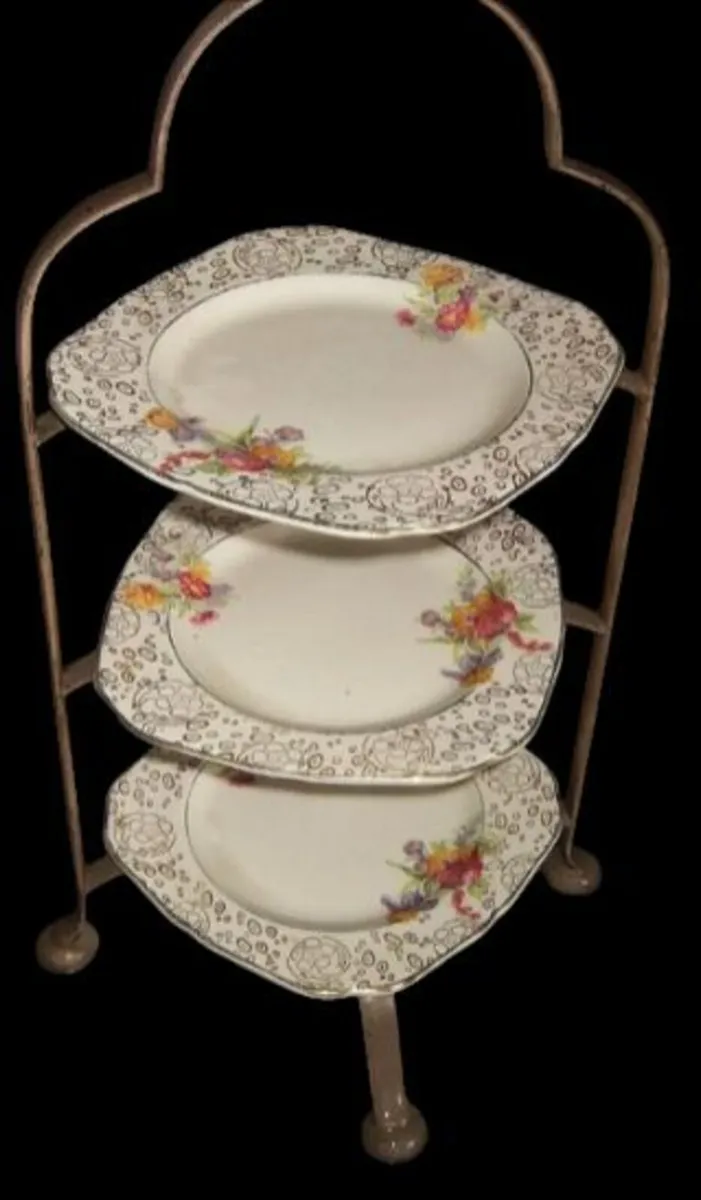 Vintage H&K Tunstall 3-Tier Cake Stand - Image 2