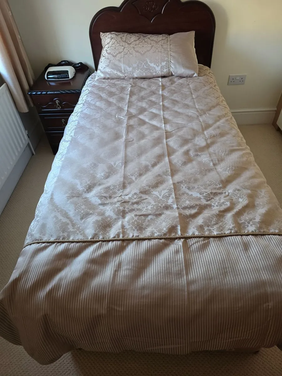 Single Bed, Headboard, Cabinet & Acc's - Image 1
