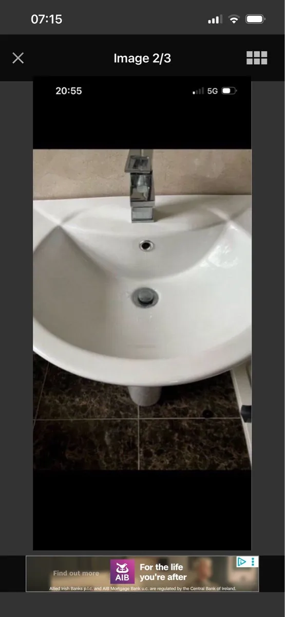 Bathroom sink - Image 2