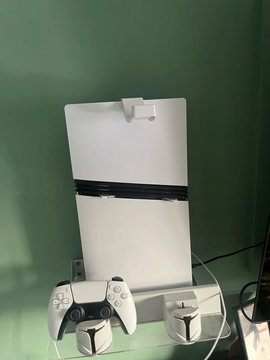 PlayStation 5 pro 2TB - Image 1