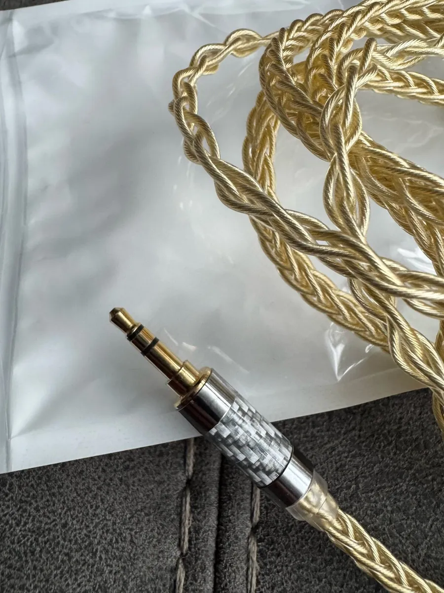 Headphones cable - Image 2