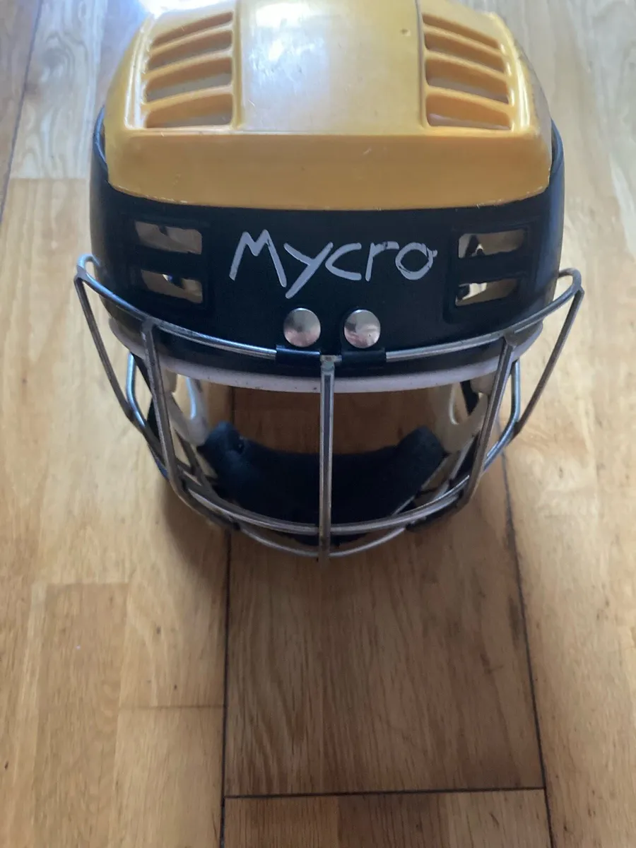Mycro hurling helmet - Image 2
