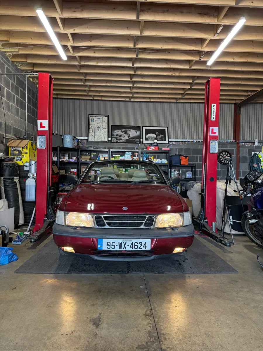 1995 Saab 900 S Convertible 2.0i - Image 1