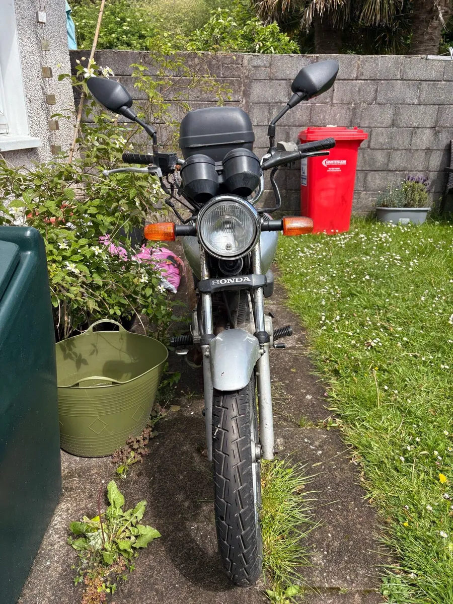 Motorbike - Image 2