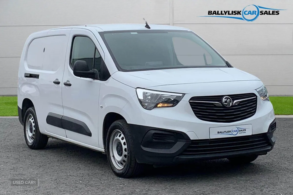 Vauxhall Combo 1.5 Turbo D 2300 Prime Panel Van L2 - Image 1