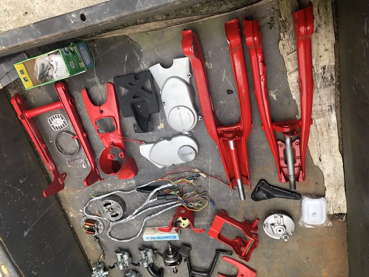 Honda 50 parts - Image 1