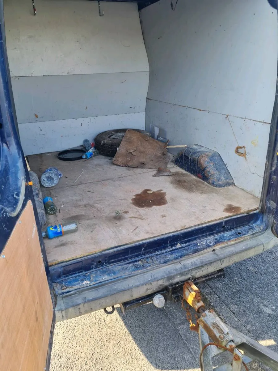 07 ford transit crew cab - Image 4