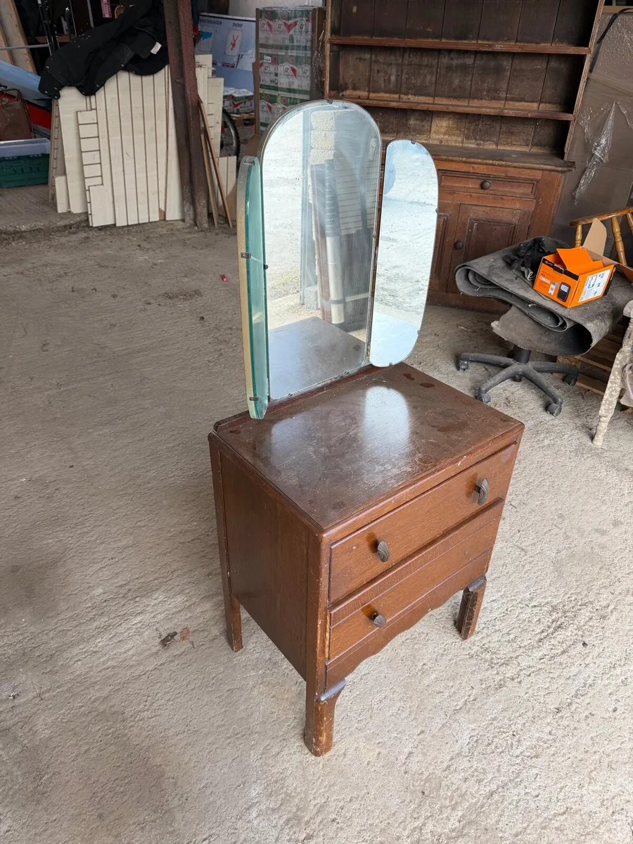 Vintage chest of drawers - Image 4