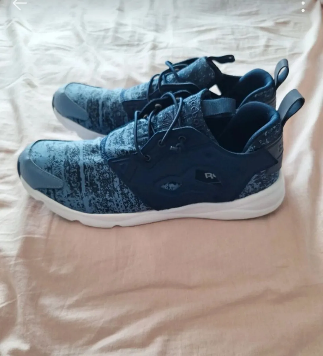 Reebok trainers - Image 3