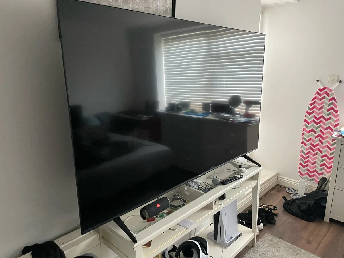 TCL 75” Smart TV - Like New 4k - Image 1