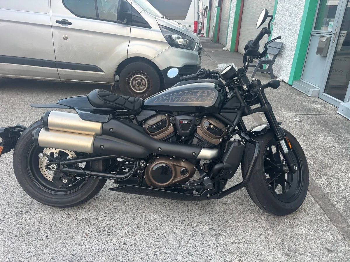2022 Harley Davidson 1250 s Sportster - Image 2