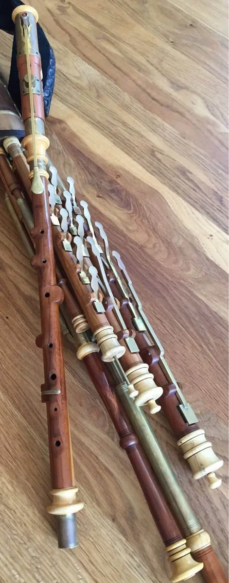 Uilleann pipes B - Image 1