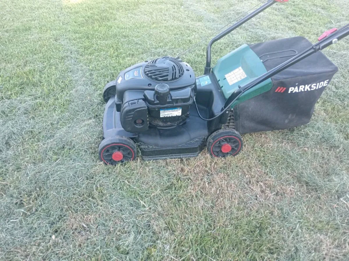 Lawnmowers - Image 3