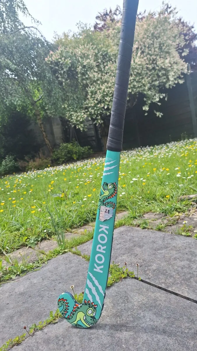 KOROK Kids' Wood Field Hockey Stick FH100, size 28 - Image 2