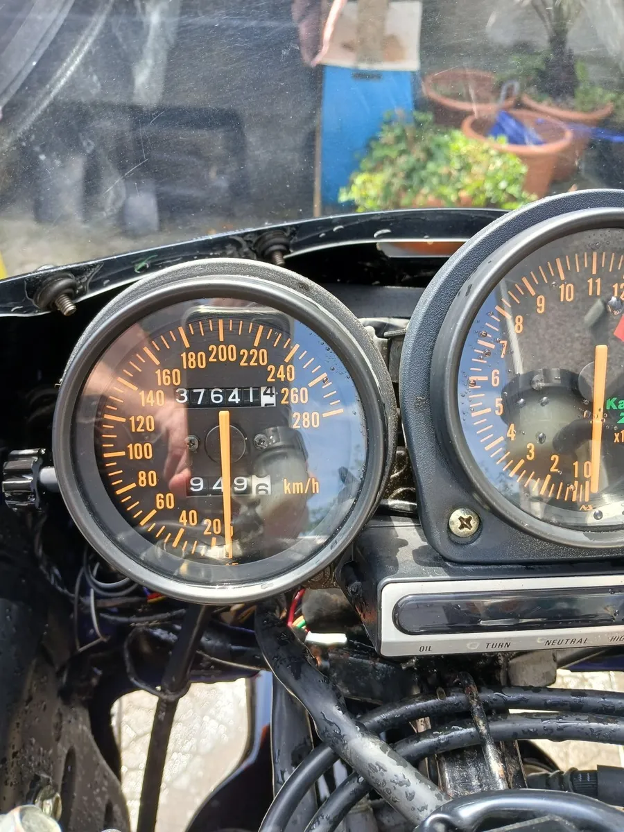 1993 Kawasaki ZXR 750 L - Image 2