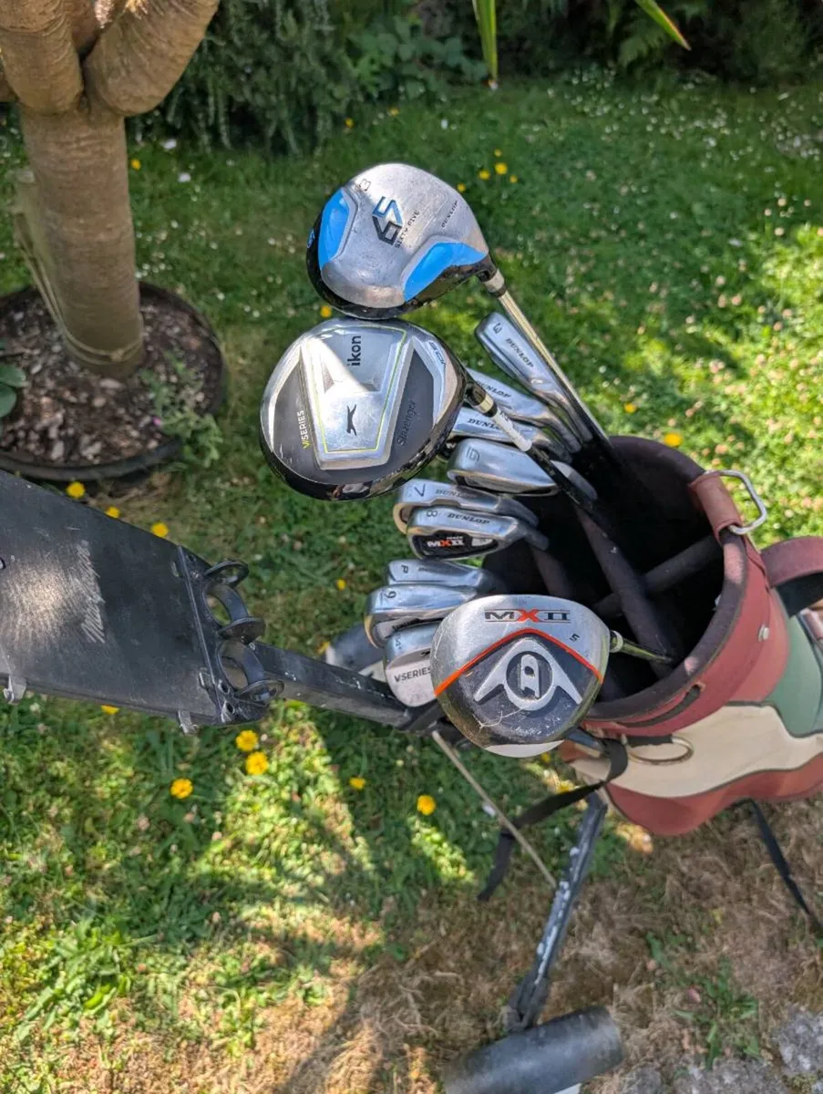 Beginner Golf clubs and trolley - Image 3