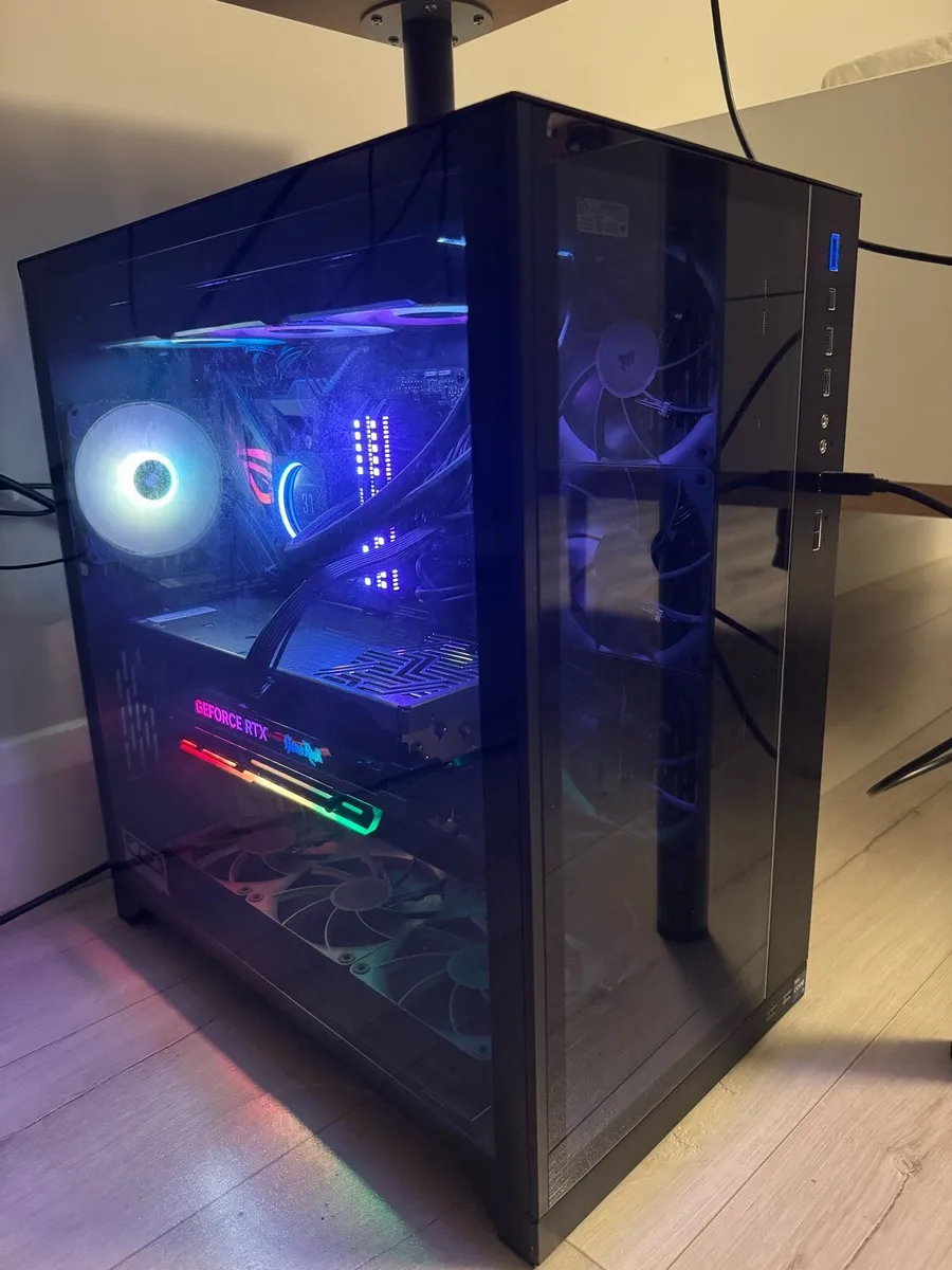Gaming PC, RTX 4090, i9 13th gen, 64GB RAM - Image 1