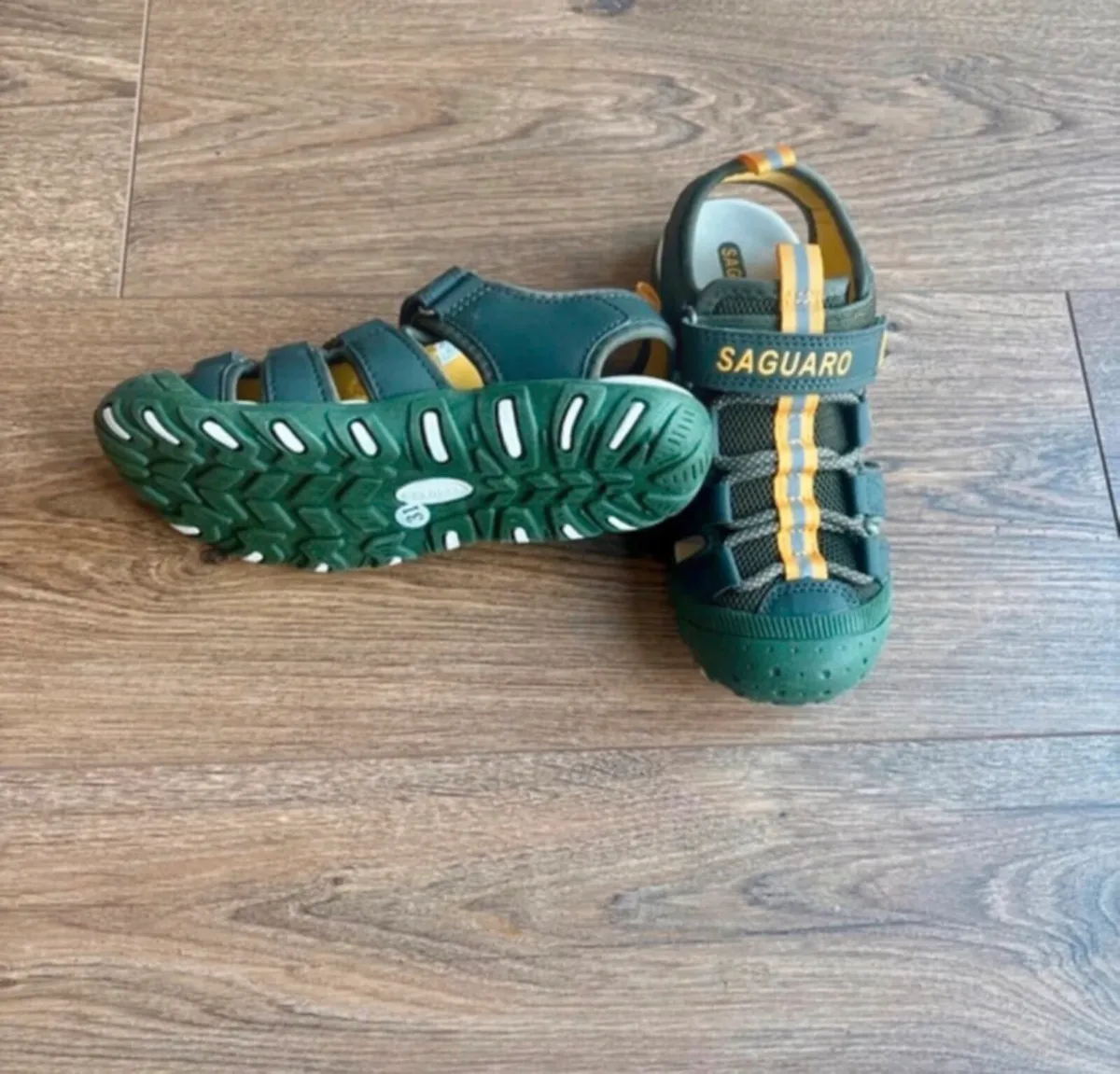 Kids Barefoot Sandals - Size 31- new- never worn - Image 3