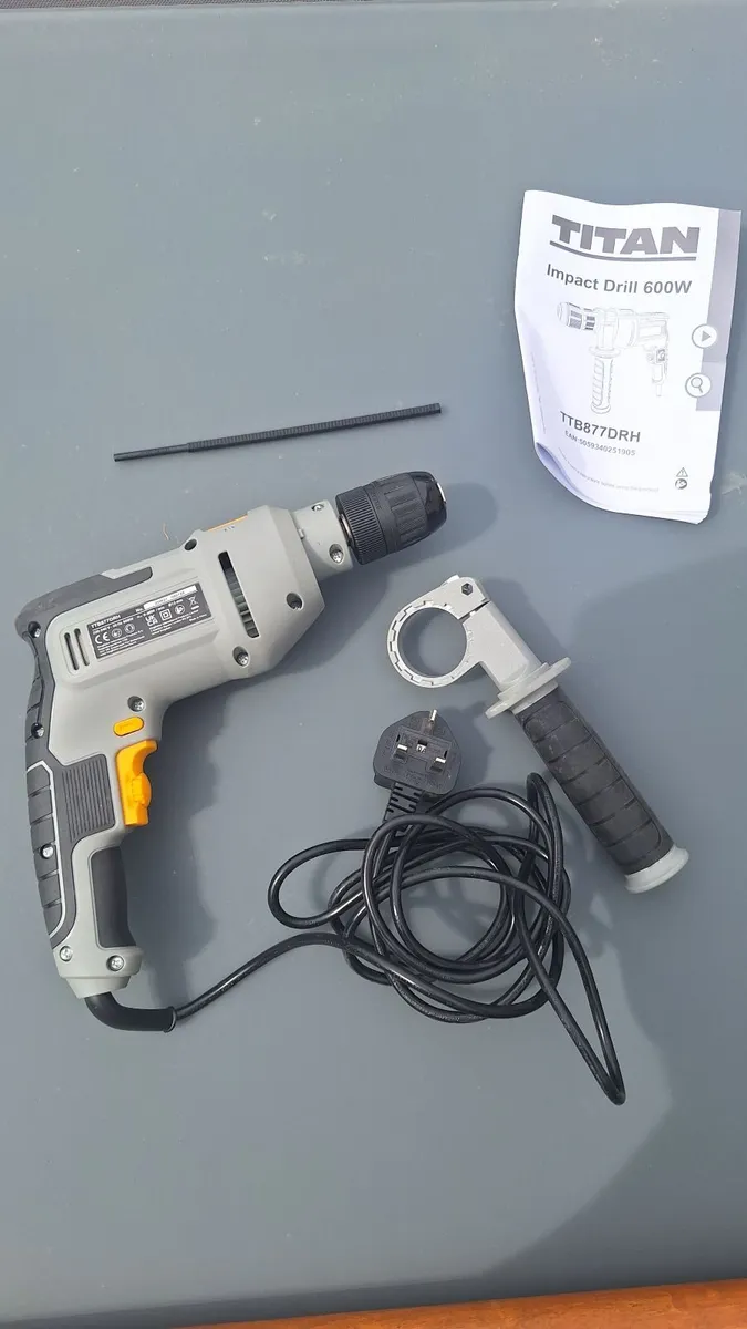 Titan TTB877DRH 600W Electric Impact Drill 240V - Image 3