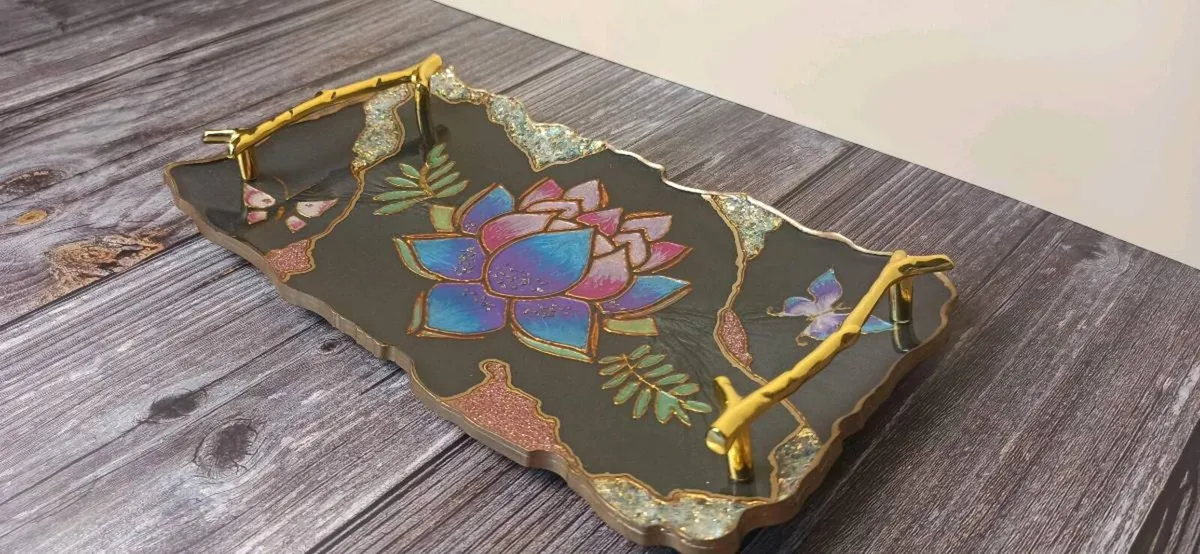 Handmade Epoxy Resin Tray Set - Image 3