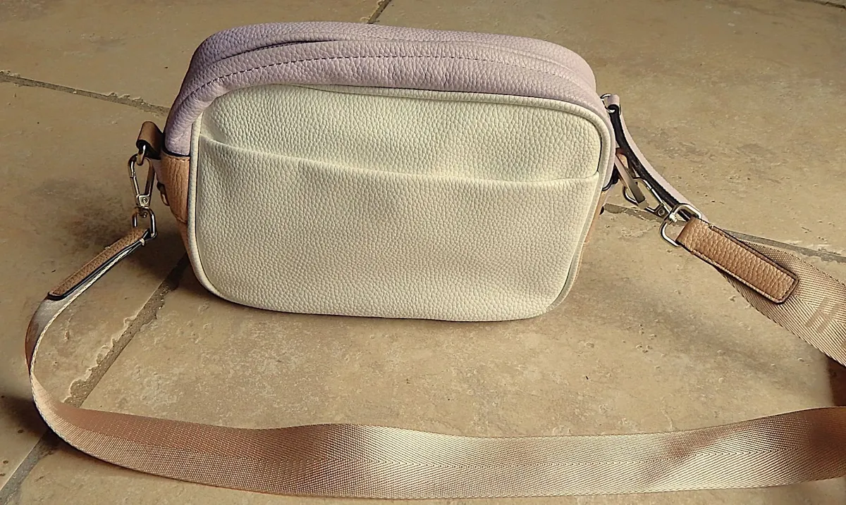 Hispanitas brand Leather Handbag with Phone Wallet - Image 3