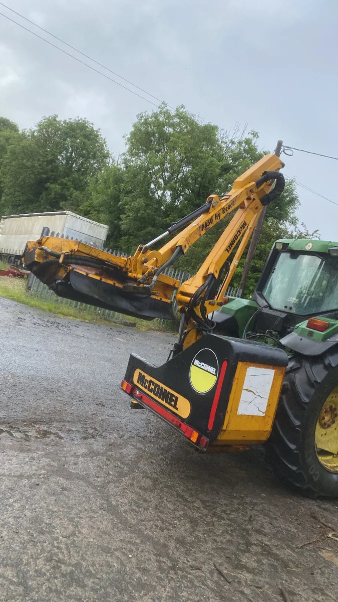 McConnel Hedgecutter - Image 4