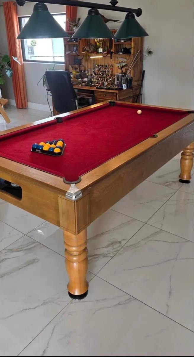 Pool table