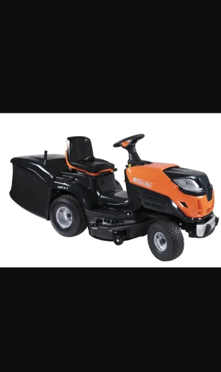 Ride on lawnmower