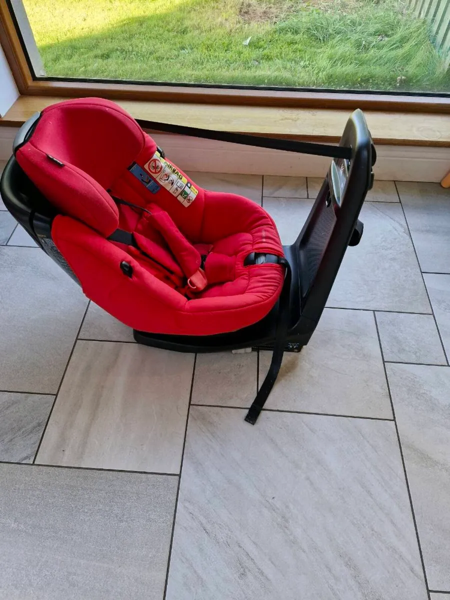 Maxi cosi car seat - Image 2