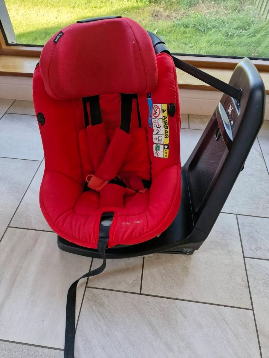 Maxi cosi car seat - Image 3