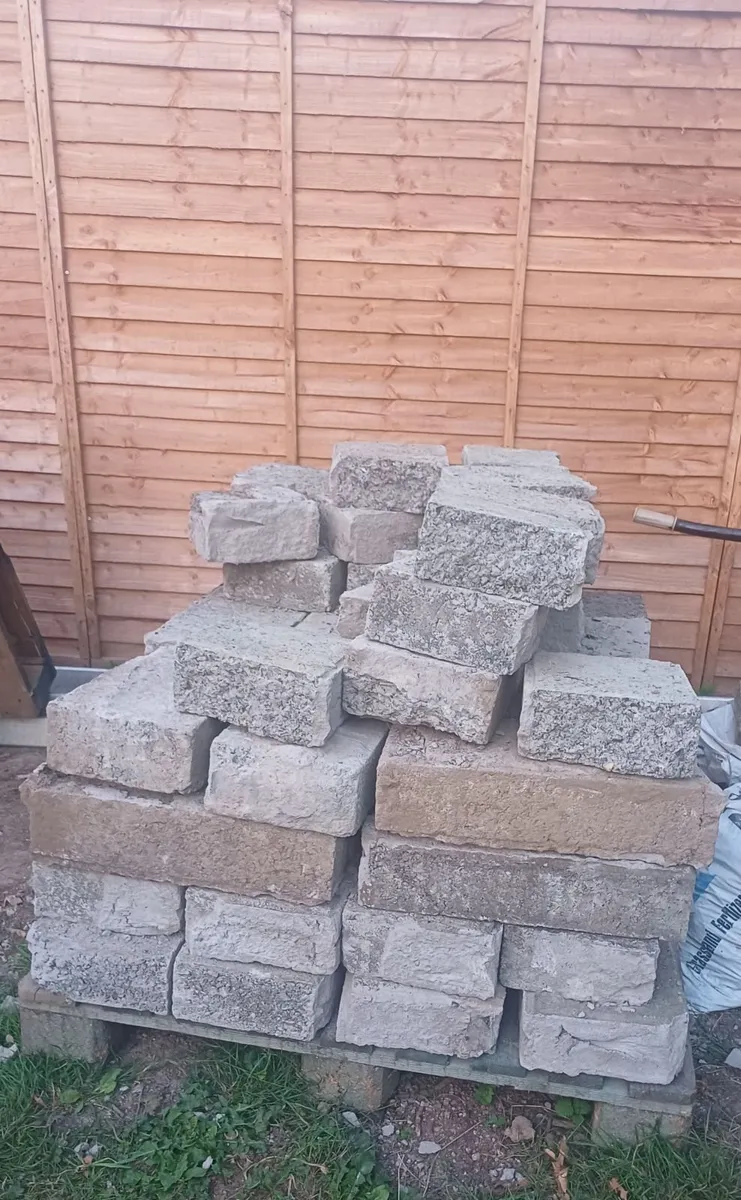 FREE 4 Inch Concrete Blocks - Image 1